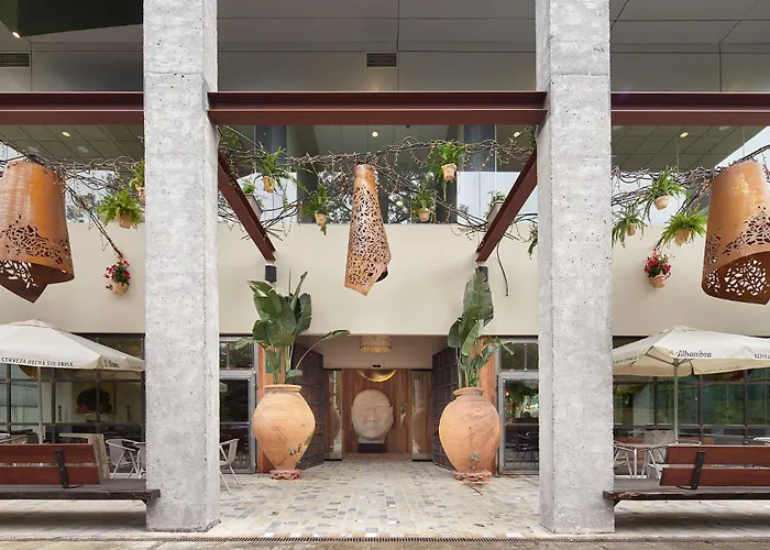 Sukha Hotel Escoriaza