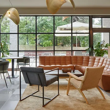 Sukha Hotel Escoriaza